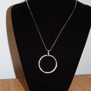 Circle necklace