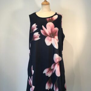 Navy pink flowers Tuni Dress with pockets size 18