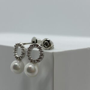 White gold plated Cubic Zorconia and pearl stud